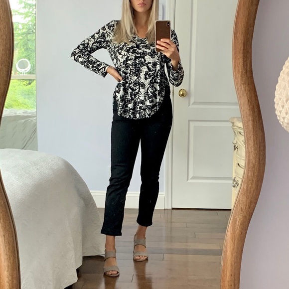 3 FOR $35 - Aritzia Wilfred Side Split T-Shirt - Picture 8 of 8